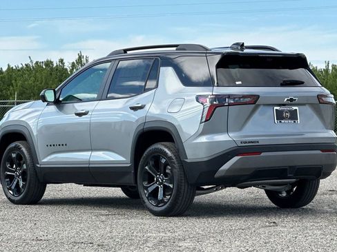 New 2026 Chevrolet Equinox LT FWD image 4