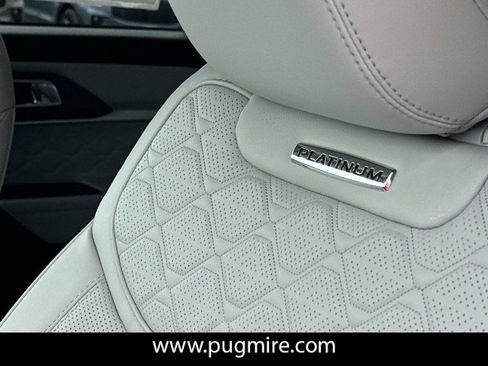 New 2026 Ford Explorer Platinum AWD/4WD image 10