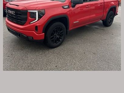 Used 2025 GMC Sierra 1500 Elevation