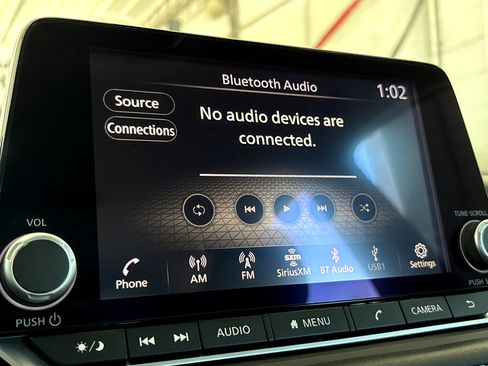 Used 2023 Nissan Rogue SV image 7