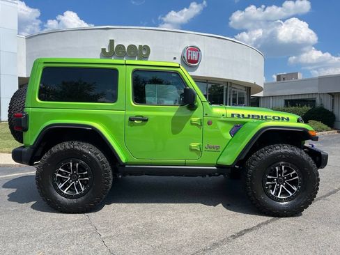 Used 2025 Jeep Wrangler Rubicon w/ Xtreme 35 Tire Package AWD/4WD image 5