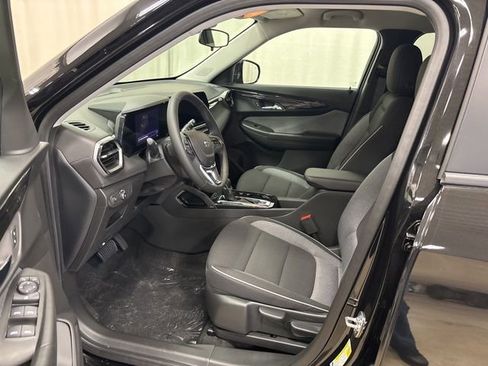 New 2026 Chevrolet TrailBlazer LT AWD/4WD image 17