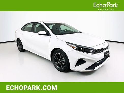 Used 2024 Kia Forte LXS image 1