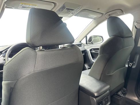 Used 2024 Toyota RAV4 LE FWD image 37