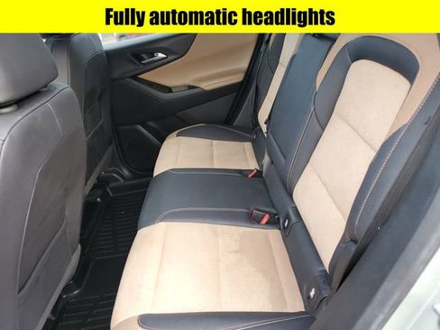Used 2025 Chevrolet Equinox ACTIV w/ Safety and Technology Package image 26