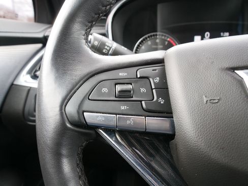 Certified 2022 Cadillac XT6 Premium Luxury image 23