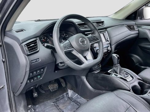 Used 2018 Nissan Rogue SL AWD/4WD image 9