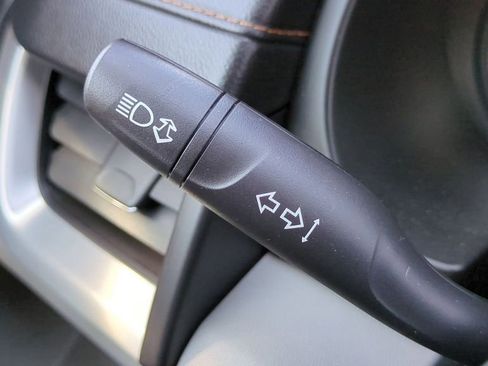 Used 2018 GMC Terrain SLT image 31