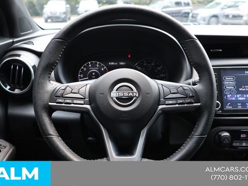Used 2023 Nissan Kicks SR FWD image 23