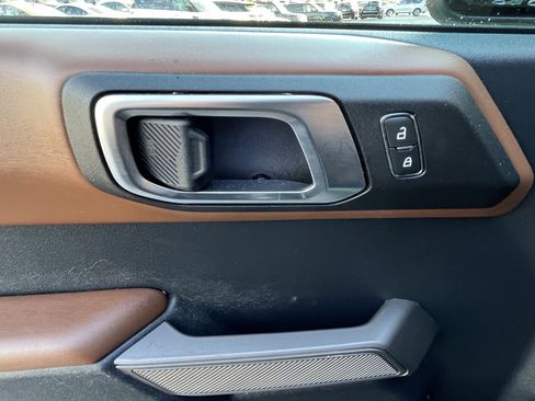 Used 2022 Ford Bronco Outer Banks image 15