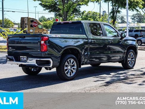 Used 2025 Chevrolet Silverado 1500 LT AWD/4WD image 7