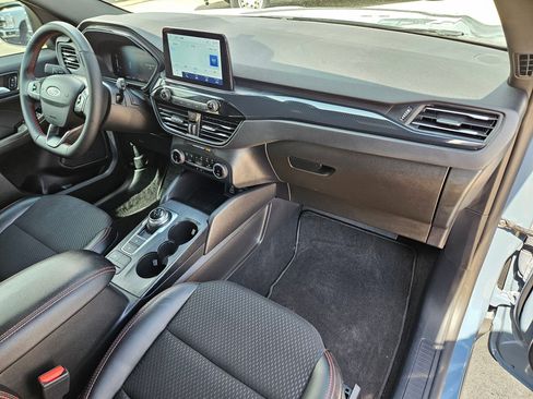 Used 2025 Ford Escape ST-Line w/ Equipment Group 301A image 32