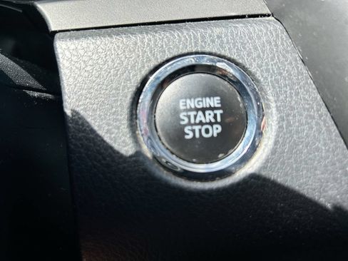 Used 2019 Toyota Camry XSE w/ Navigation Package FWD image 18