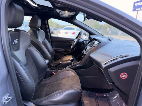 Used 2016 Ford Focus RS image 27