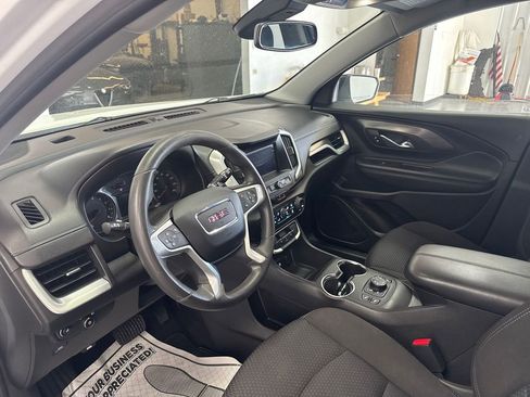 Used 2022 GMC Terrain SLE w/ Driver Convenience Package AWD/4WD image 8
