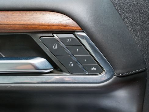 Used 2024 GMC Sierra 2500 Denali Ultimate w/ Snow Plow Prep/Camper Package image 17