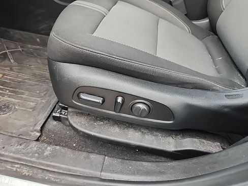 Used 2023 Chevrolet Blazer LT w/ Convenience Package image 12