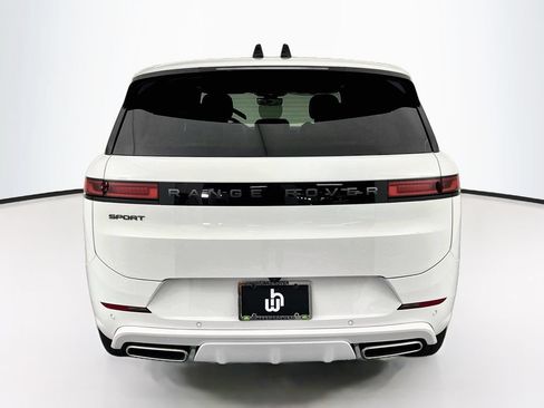 New 2026 Land Rover Range Rover Sport Dynamic SE AWD/4WD image 6