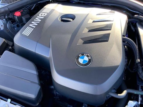 Certified 2025 BMW 330i Sedan image 33