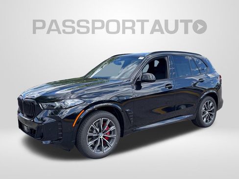 New 2026 BMW X5 xDrive40i w/ M Sport Package AWD/4WD image 1