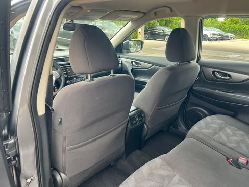 Used 2016 Nissan Rogue S FWD image 9