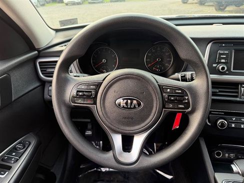 Used 2016 Kia Optima LX FWD image 23