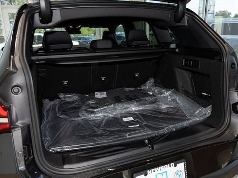 Used 2025 BMW X3 xDrive30i w/ Premium Package image 11