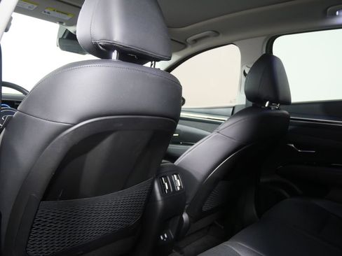 Used 2022 Hyundai Tucson Limited image 16