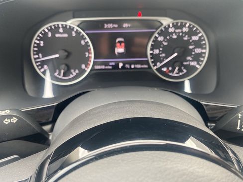 Used 2022 Nissan Pathfinder SV w/ SV Premium Package image 30