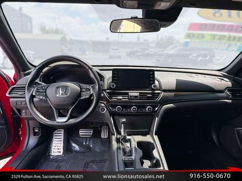 Used 2018 Honda Accord Sport image 15