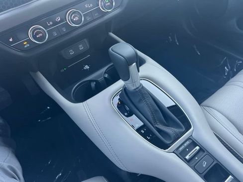 New 2027 Honda HR-V EX-L image 12