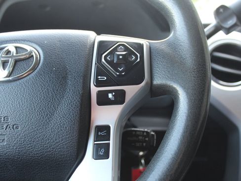 Used 2018 Toyota Tundra SR5 AWD/4WD image 23