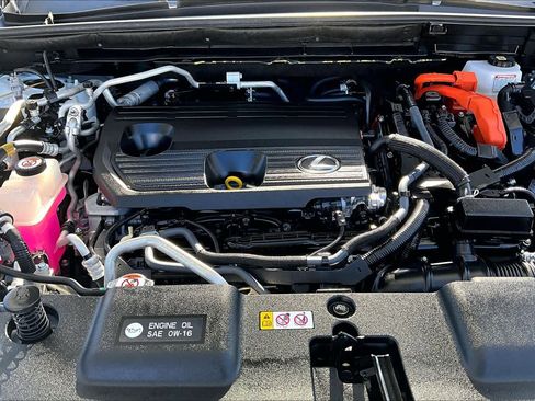 Used 2024 Lexus NX 450h+ F Sport image 31