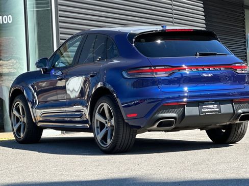 Used 2024 Porsche Macan image 3