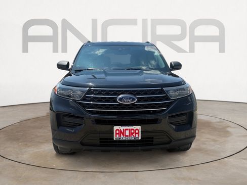 Used 2022 Ford Explorer XLT RWD image 5