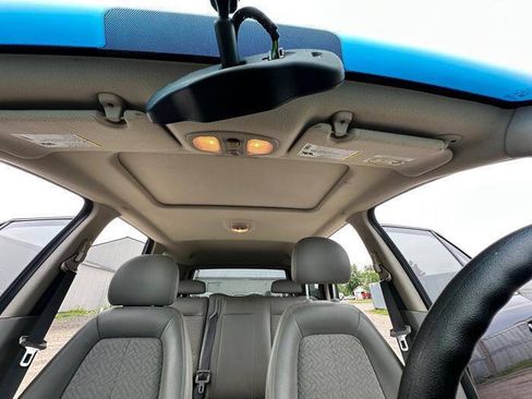 Used 2007 Saturn Vue 2WD V6 w/ Comfort Pkg image 31