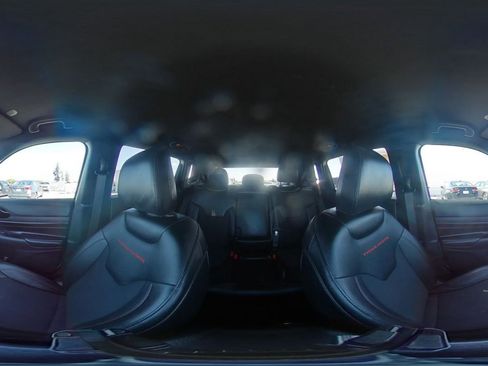 Used 2025 Jeep Compass Trailhawk image 42