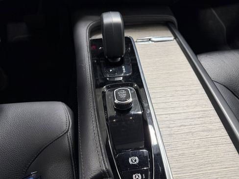 Used 2023 Volvo S90 B6 Plus AWD/4WD image 19