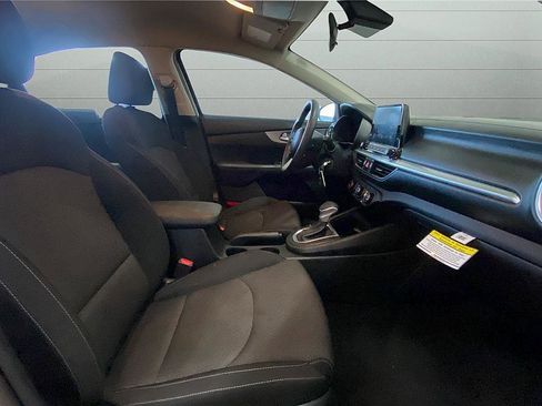 Used 2023 Kia Forte LXS image 22