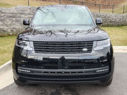New 2025 Land Rover Range Rover SE AWD/4WD image 8