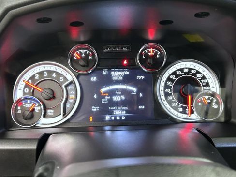 Used 2017 RAM 1500 Big Horn AWD/4WD image 14