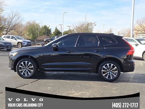 Certified 2025 Volvo XC60 B5 Plus w/ Protection Package Premier image 3