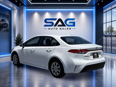 Used 2023 Toyota Corolla LE FWD image 7