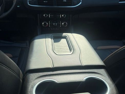 Used 2024 GMC Yukon AT4 w/ AT4 Premium Package image 21