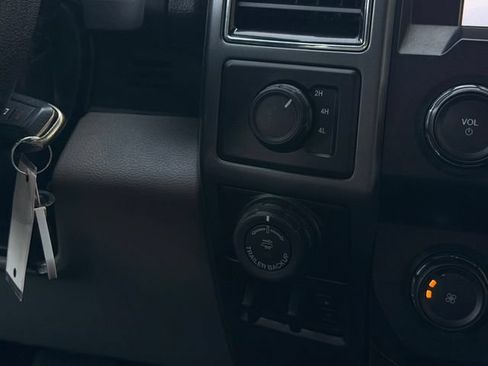 Used 2019 Ford F150 XLT w/ Trailer Tow Package AWD/4WD image 17