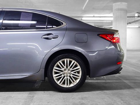 Used 2013 Lexus ES 350 image 14