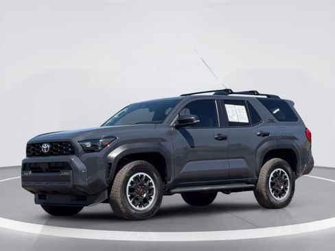 Used 2025 Toyota 4Runner TRD Off-Road Premium AWD/4WD image 2