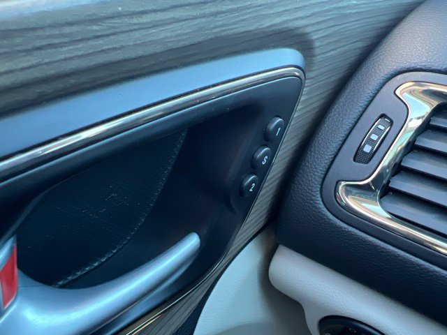 Used 2016 Chrysler 200 C w/ Premium Group AWD/4WD image 23