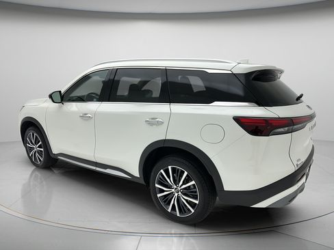 Used 2024 INFINITI QX60 Sensory AWD/4WD image 4