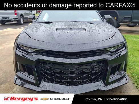 Used 2022 Chevrolet Camaro SS RWD image 2